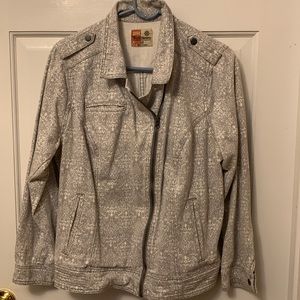 RH RuffHewn women’s jean jacket